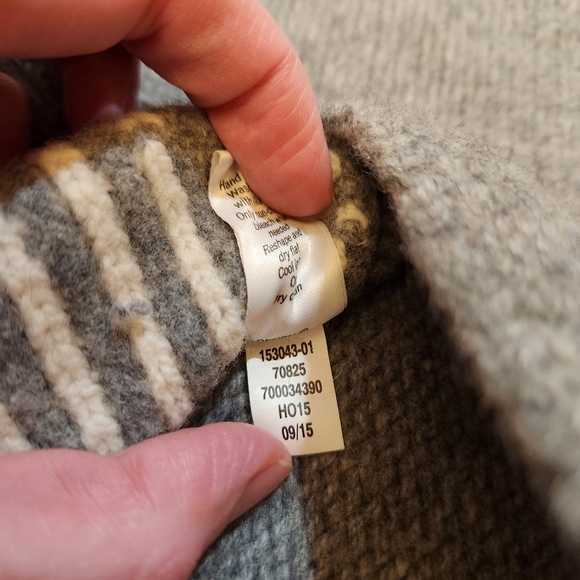 Athleta Wool & Cashmere Sweater - Picture 6 of 6